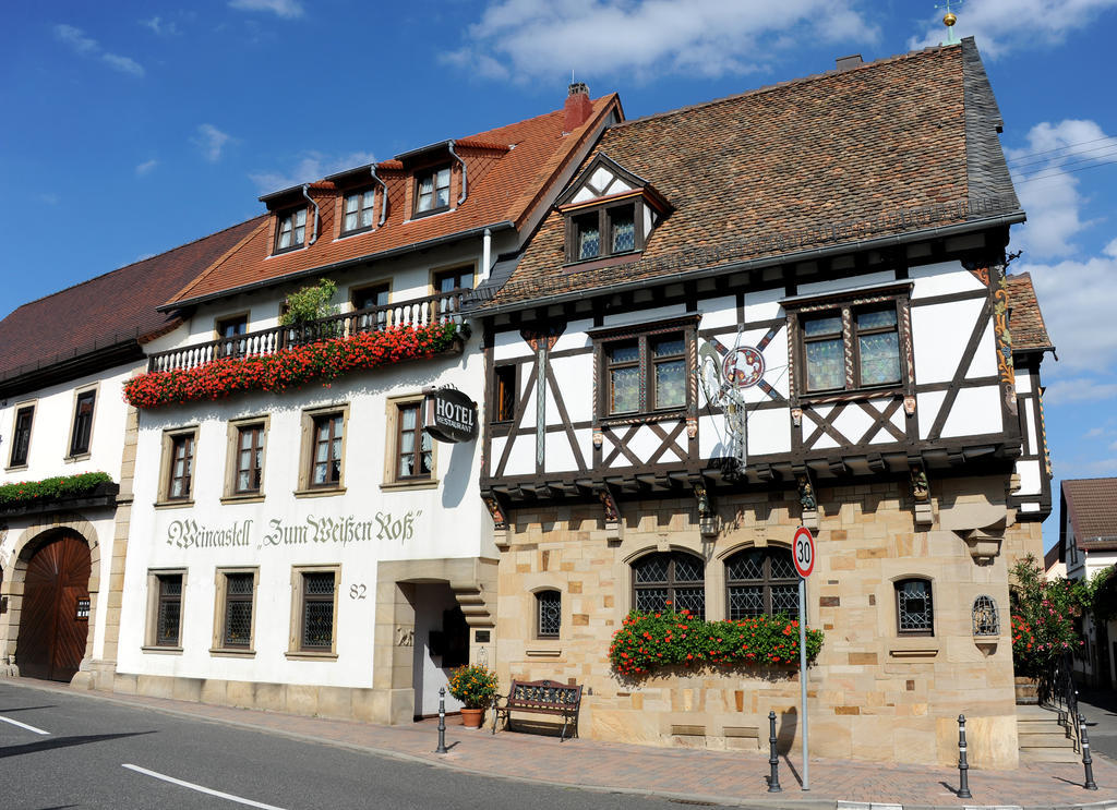 Weinkastell Zum Weissen Ross Hotel Kallstadt Exterior foto